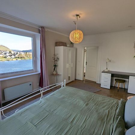 Voll Ausgestattete Wohnung Mit Moselblick Alf Exterior photo