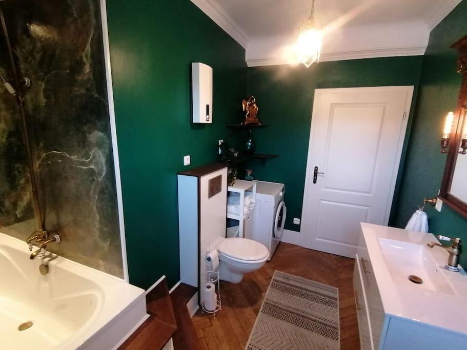 Voll Ausgestattete Wohnung Mit Moselblick Alf Exterior photo