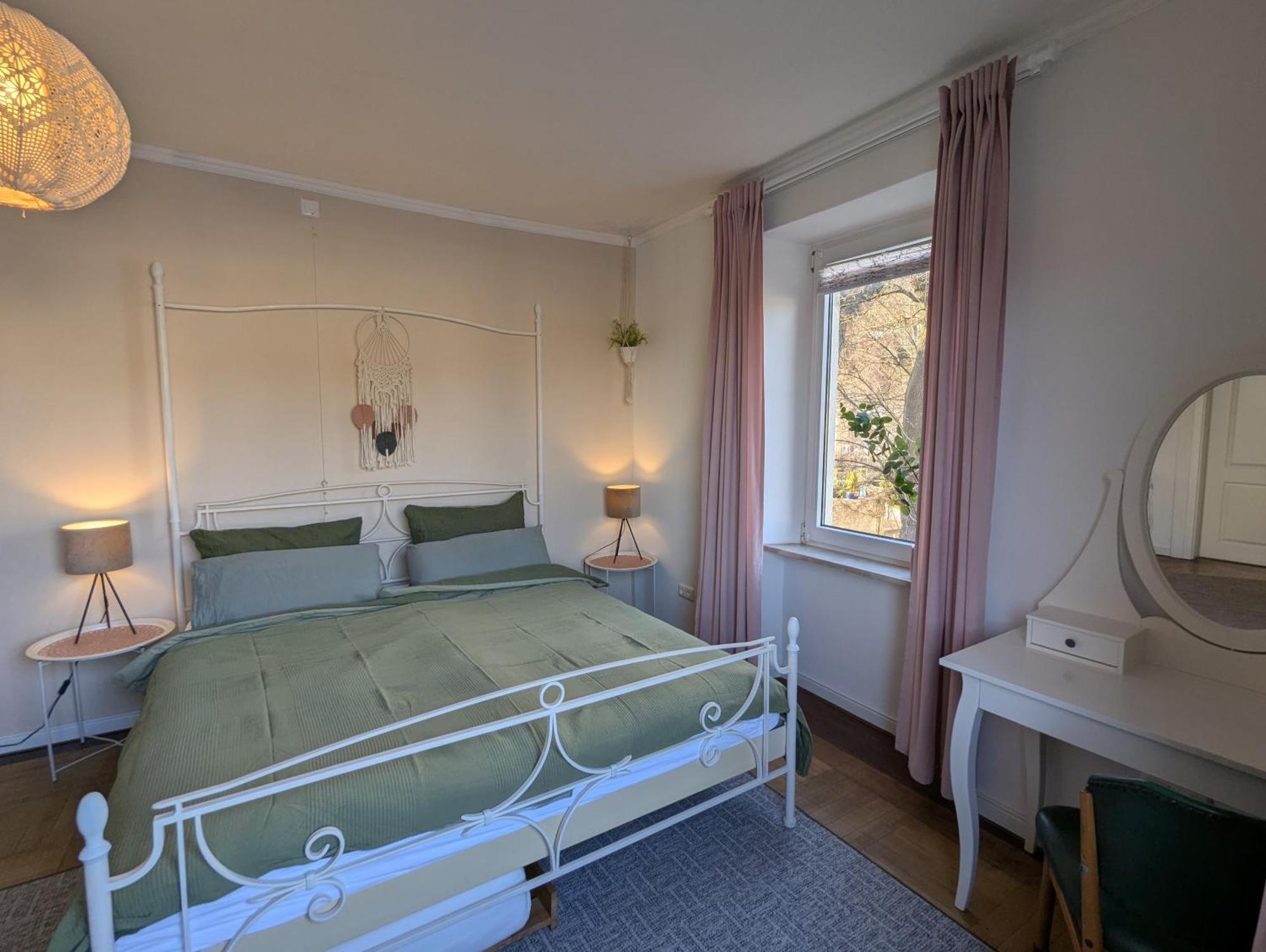 Voll Ausgestattete Wohnung Mit Moselblick Alf Exterior photo